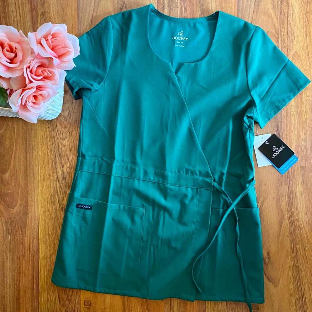 NWT Jockey Spruce Green Scrub Top